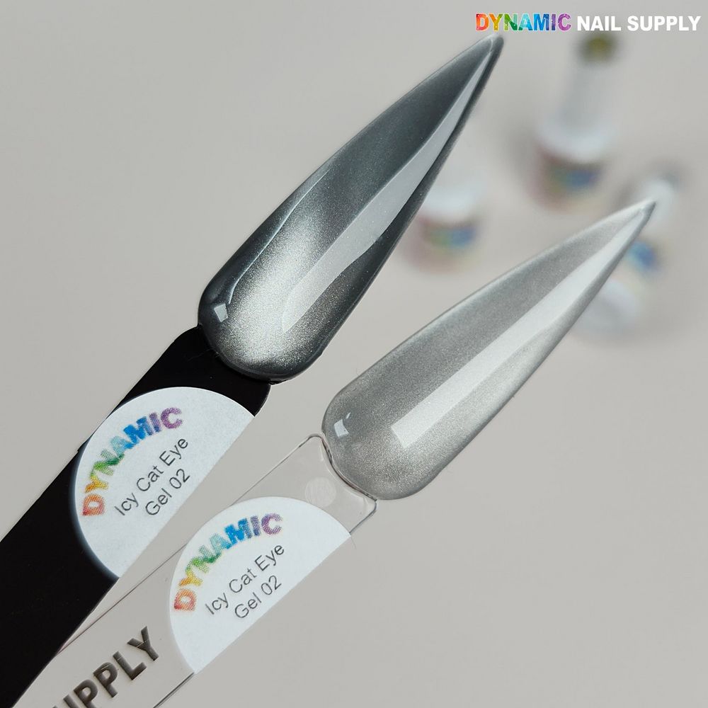 Winter Nail Trend: Silver Cat Eye Gel Polish Looks